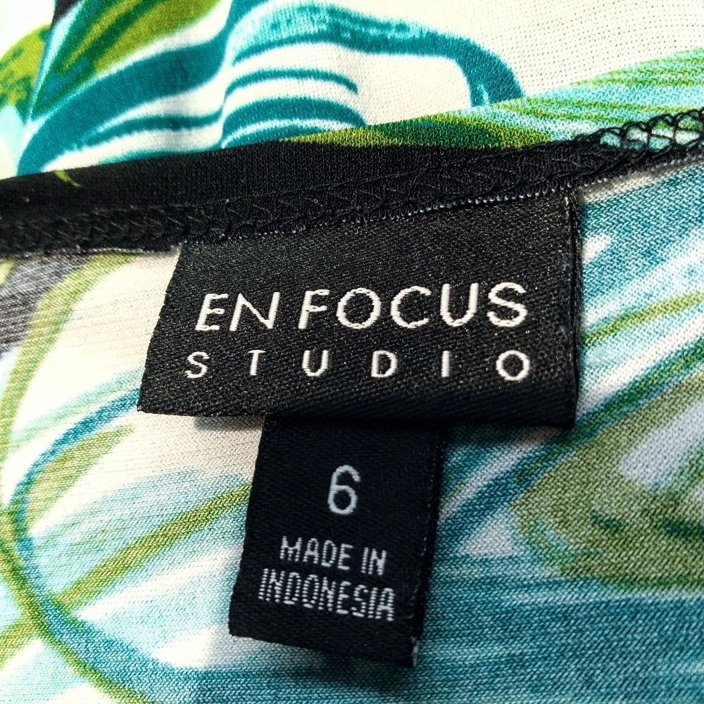 Enfocus Floral Stretchy Fitted Black Blue Midi Dress Size 6 - Picture 10 of 11